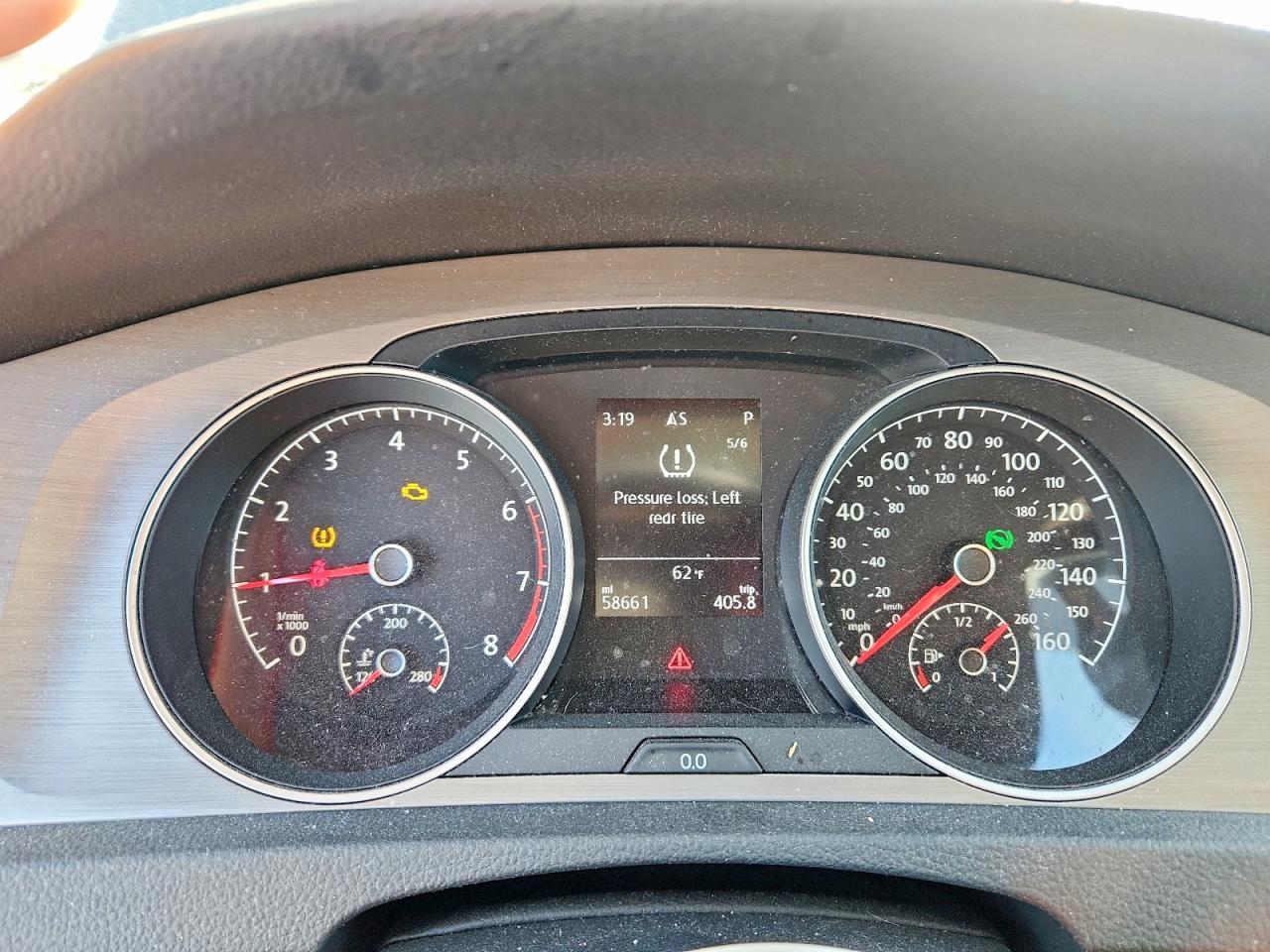 2017 VOLKSWAGEN GOLF