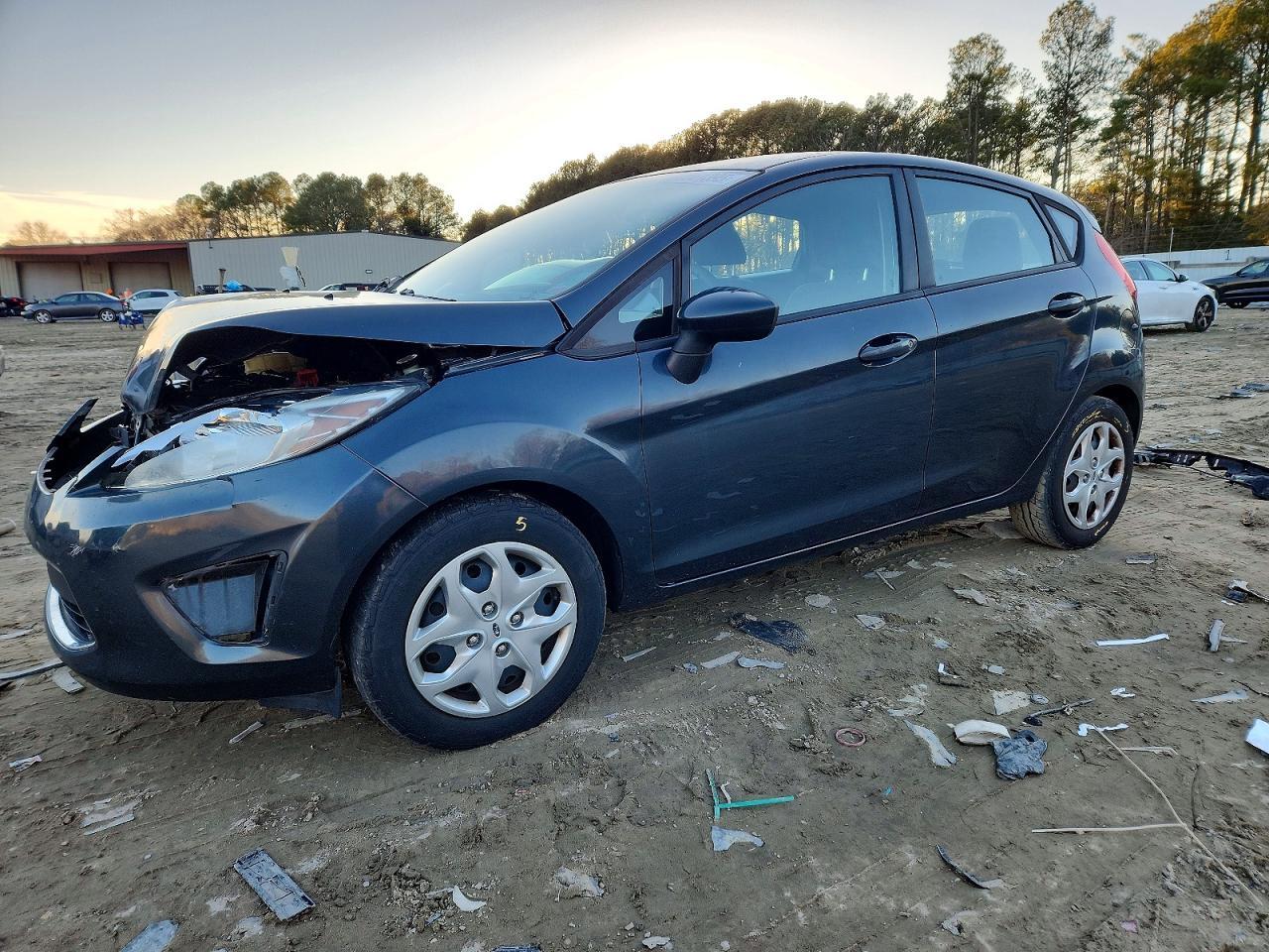2011 FORD Fiesta