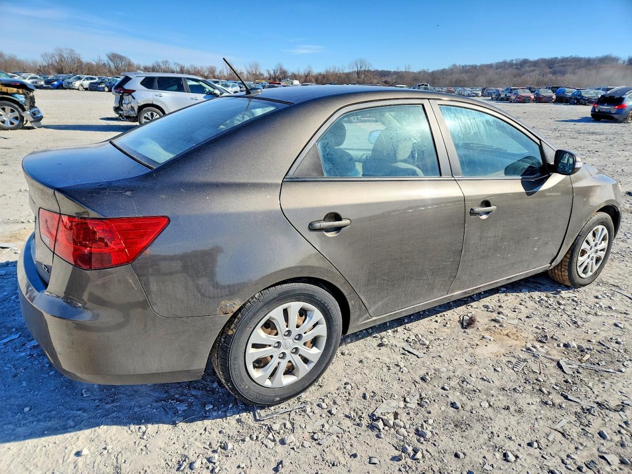 2010 KIA FORTE