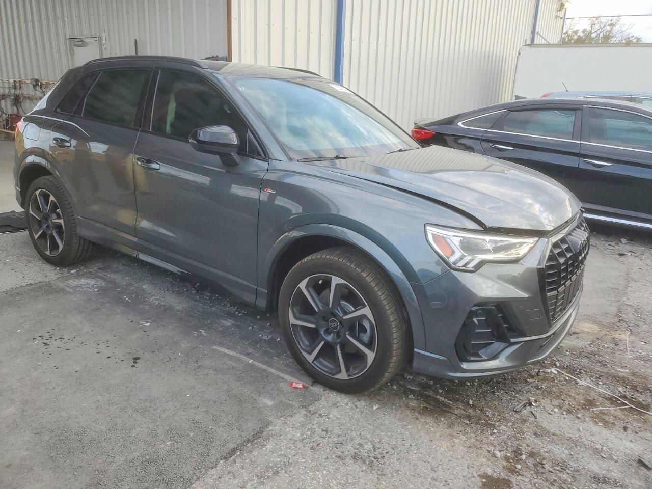 2025 AUDI Q3