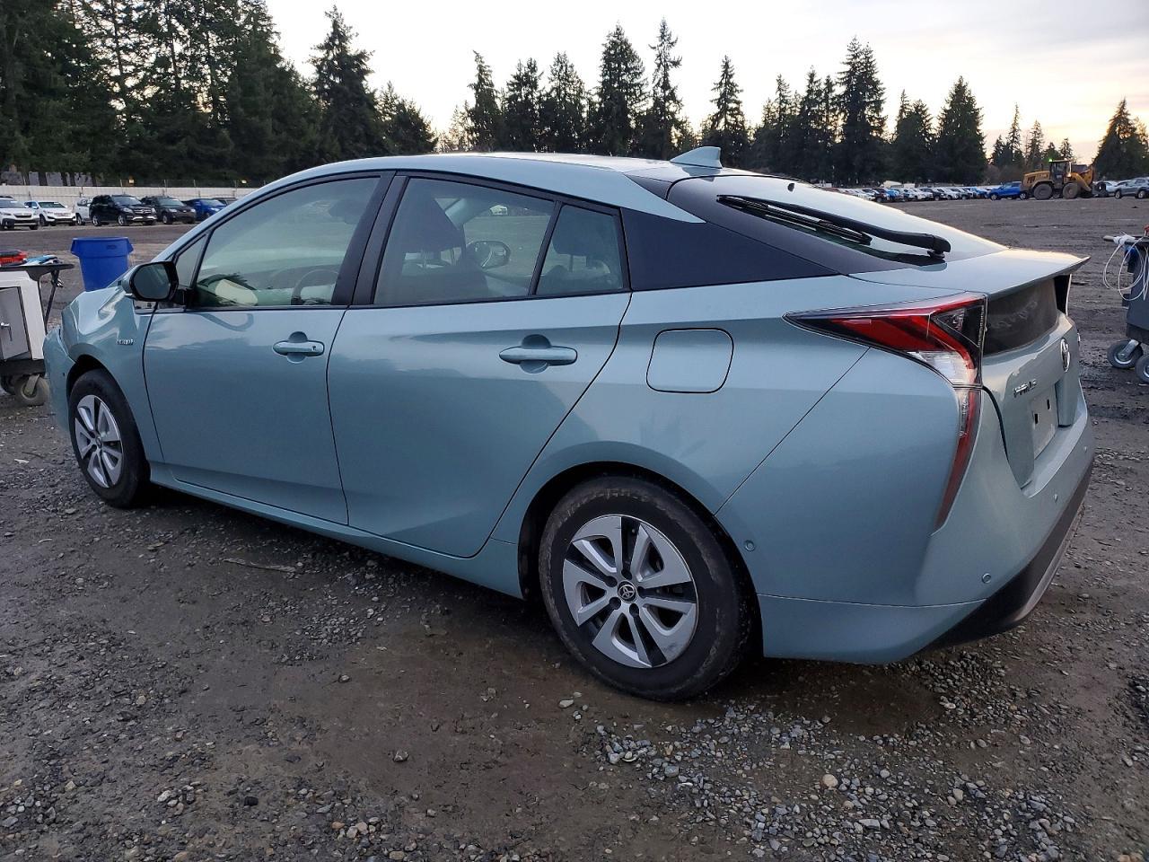 2018 TOYOTA PRIUS