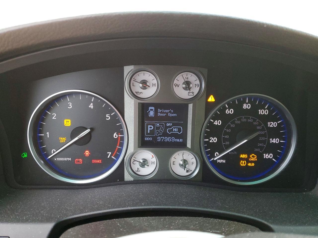2011 LEXUS LX 570