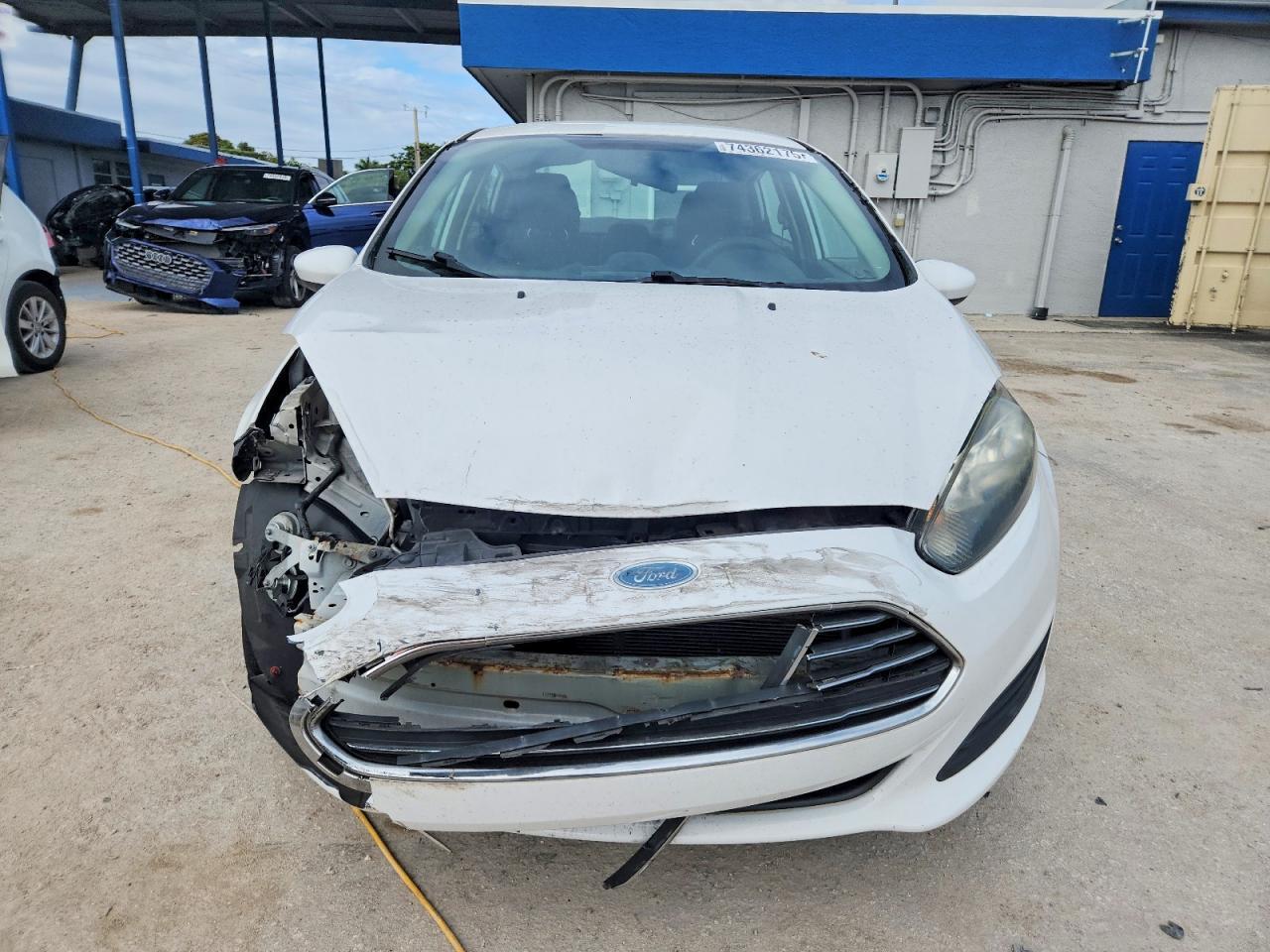 2016 FORD Fiesta
