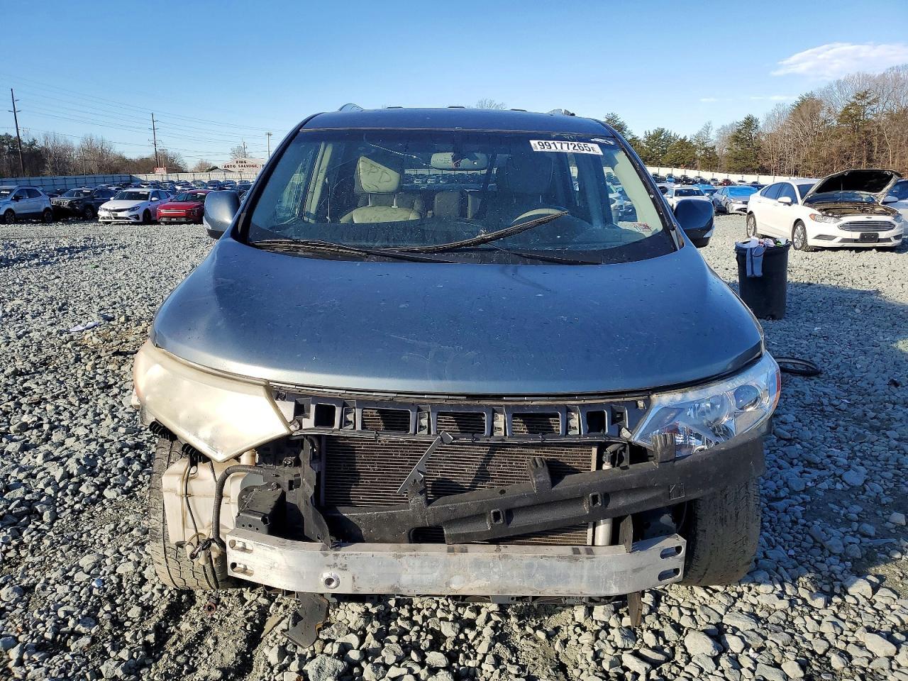 2011 NISSAN Quest