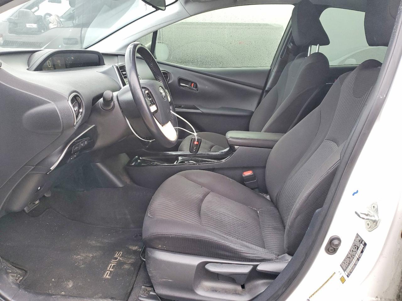 2018 TOYOTA PRIUS