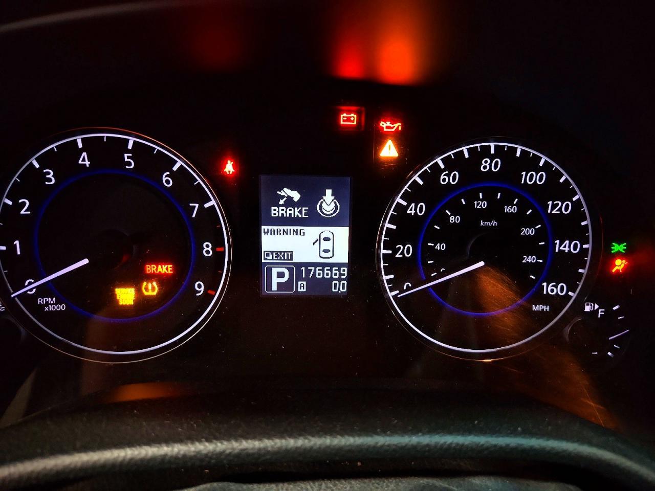2012 INFINITI G37