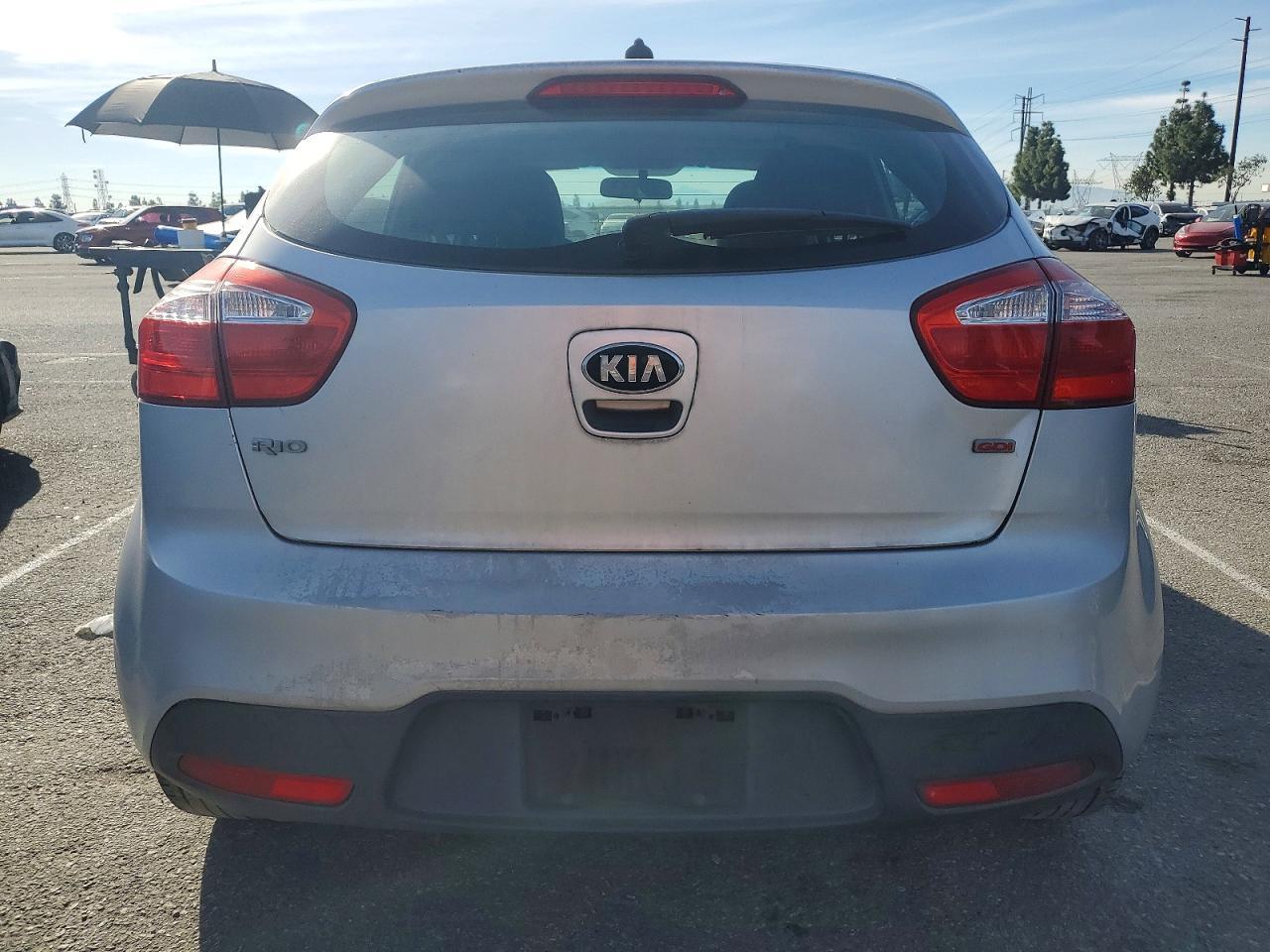 2013 KIA RIO