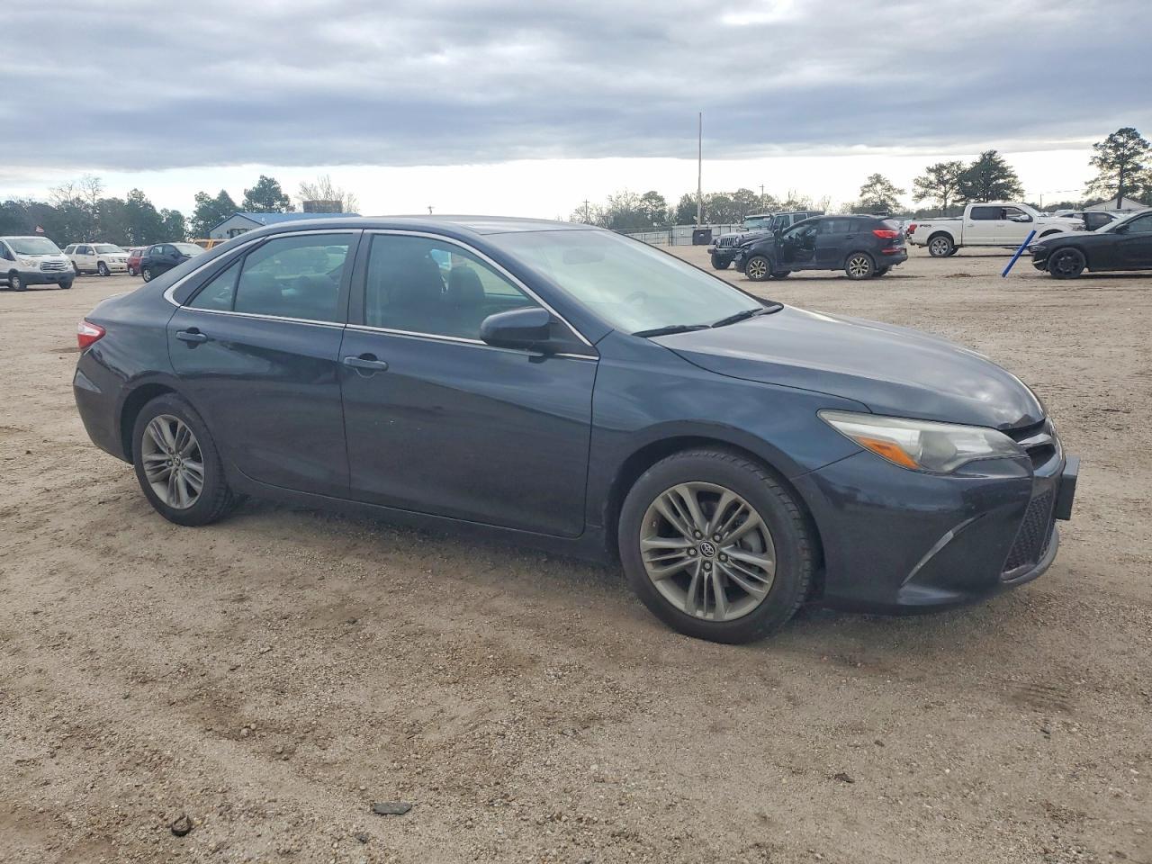 2015 TOYOTA CAMRY