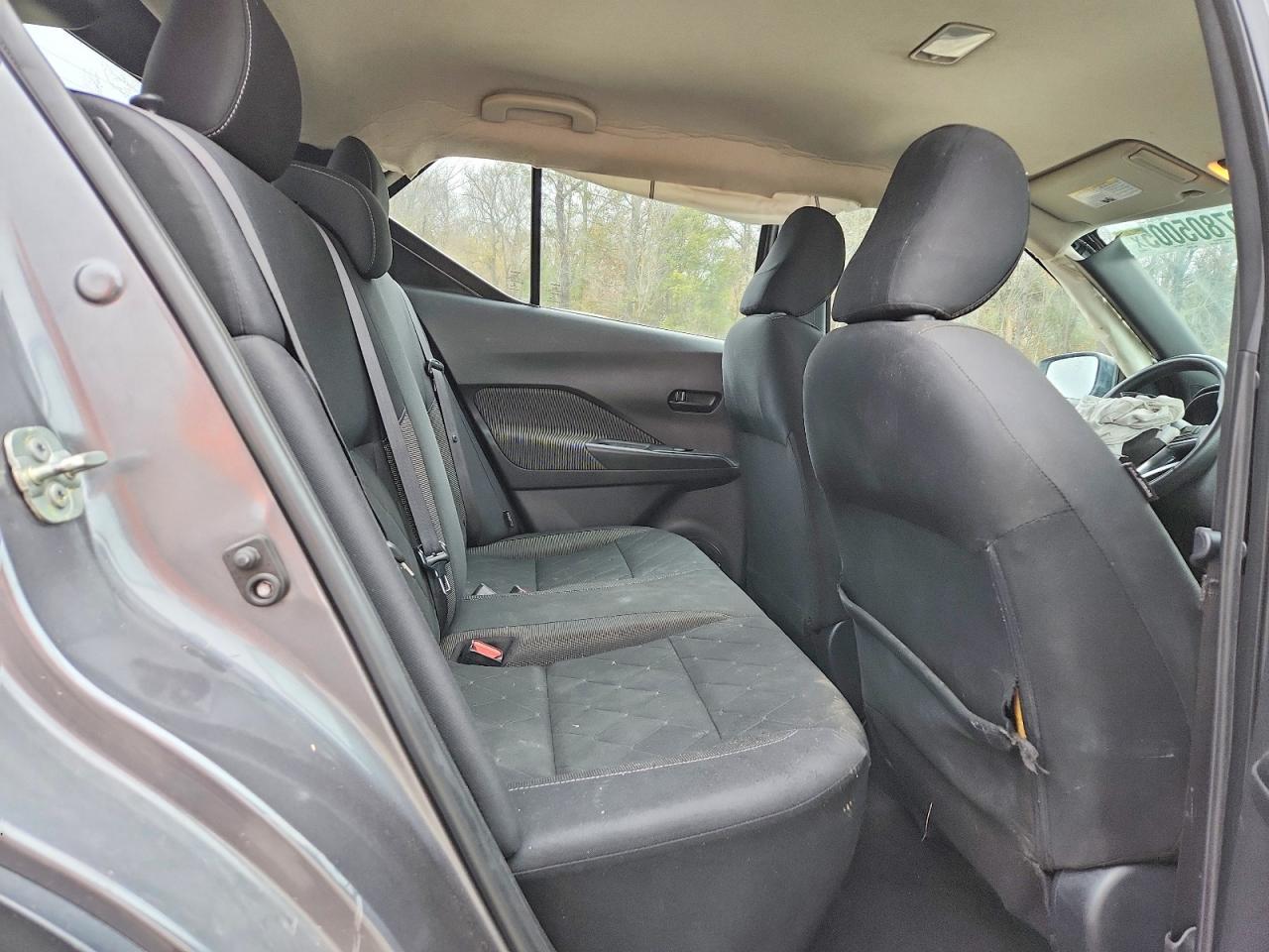 2020 NISSAN KICKS