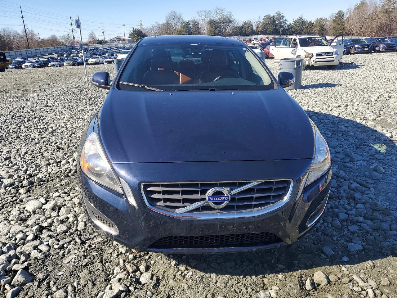 2013 VOLVO S60