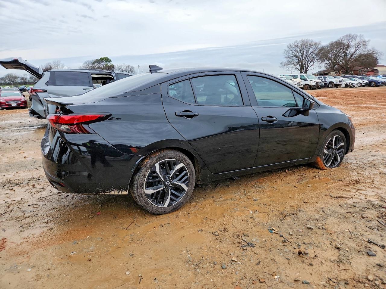 2023 NISSAN VERSA