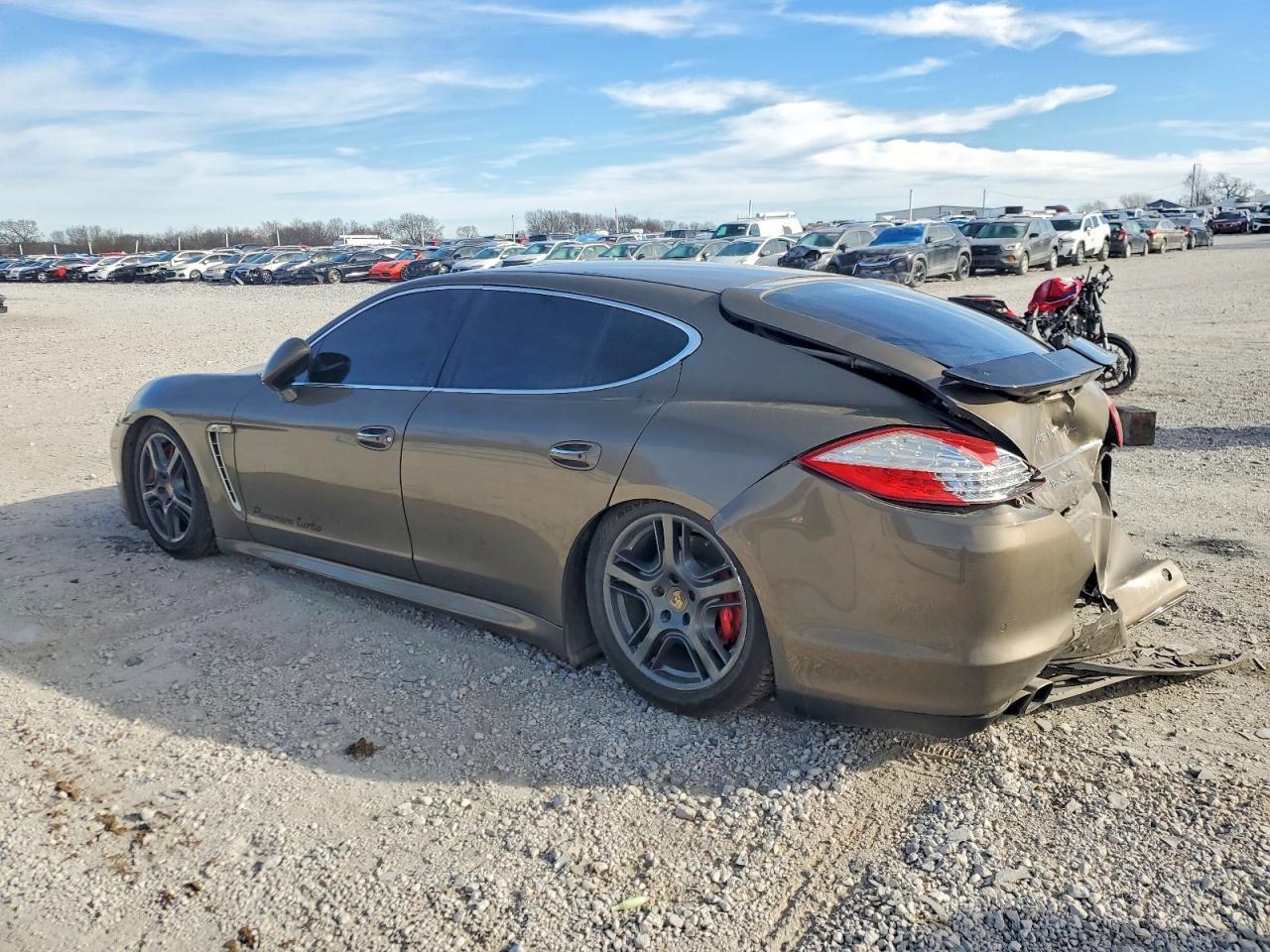 2011 PORSCHE Panamera