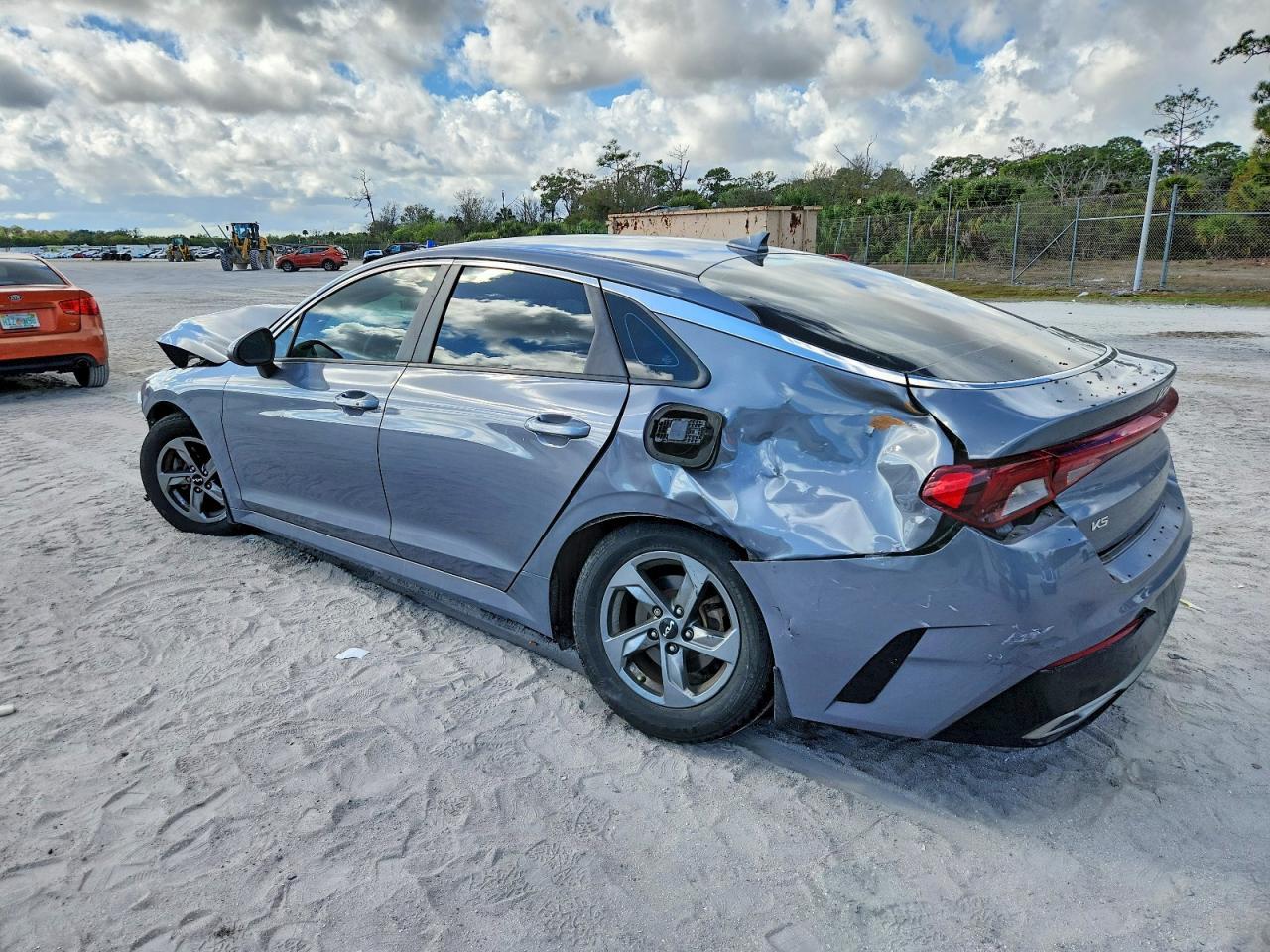 2023 KIA K5