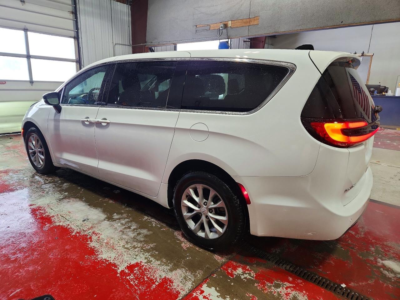 2025 CHRYSLER Pacifica