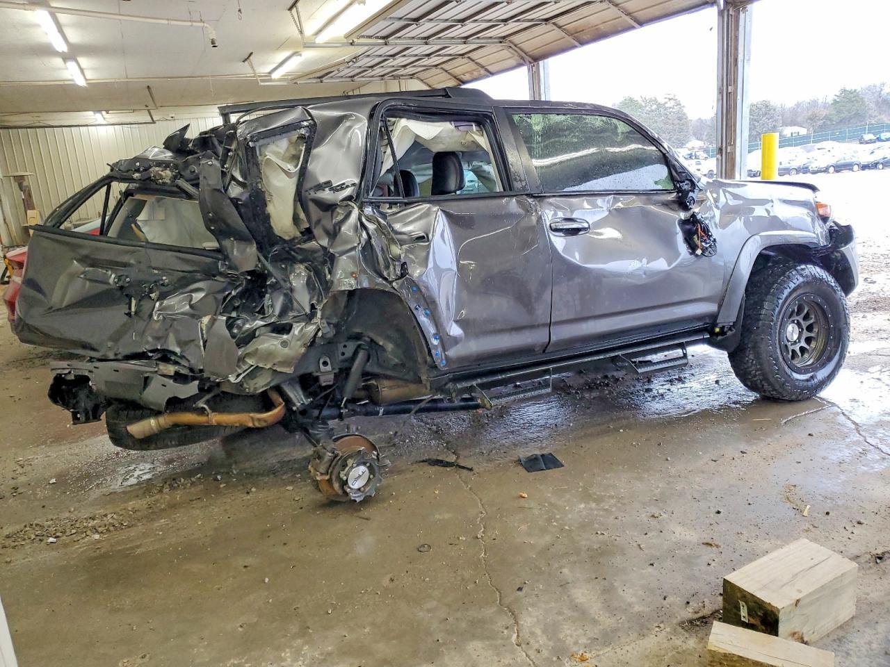 2018 TOYOTA 4Runner