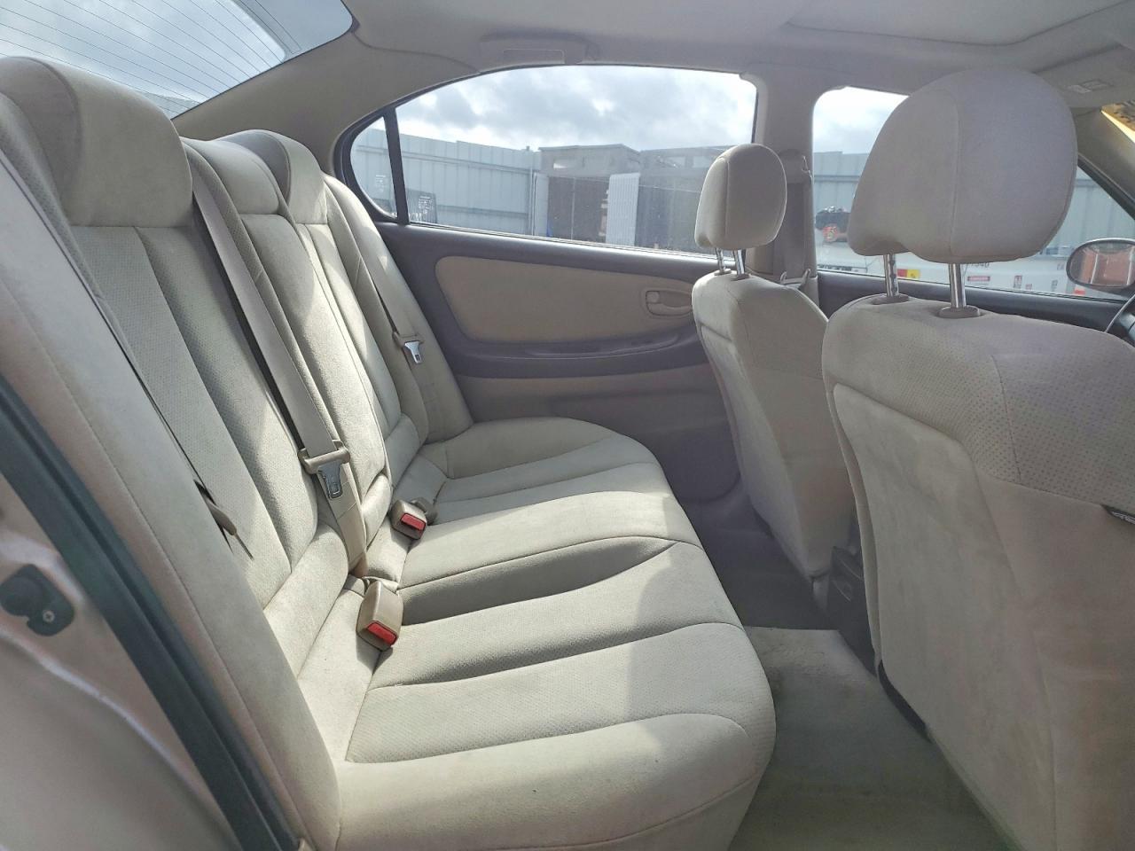2000 NISSAN Maxima