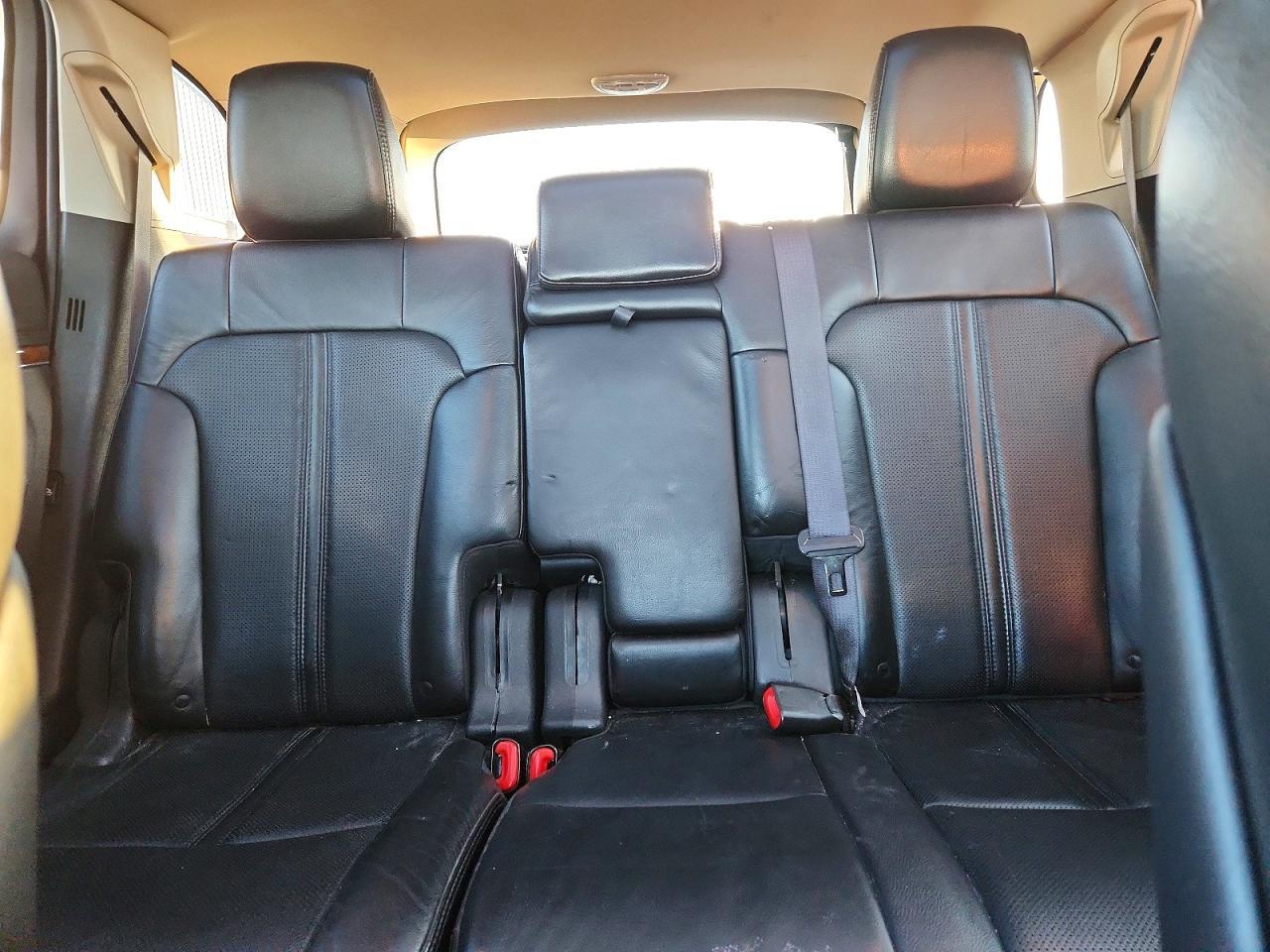 2012 LINCOLN MKT