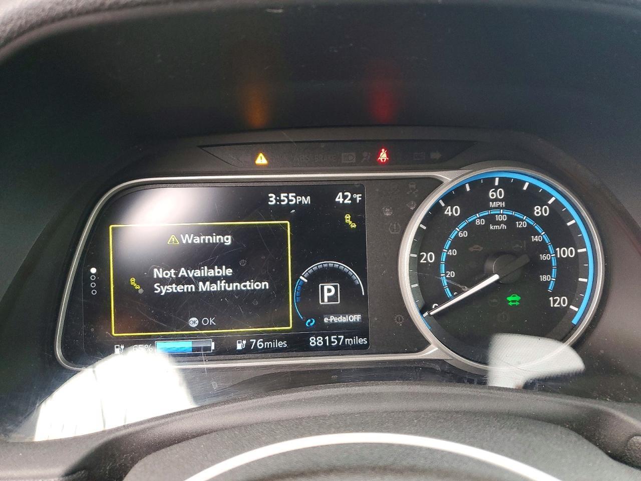 2018 NISSAN LEAF