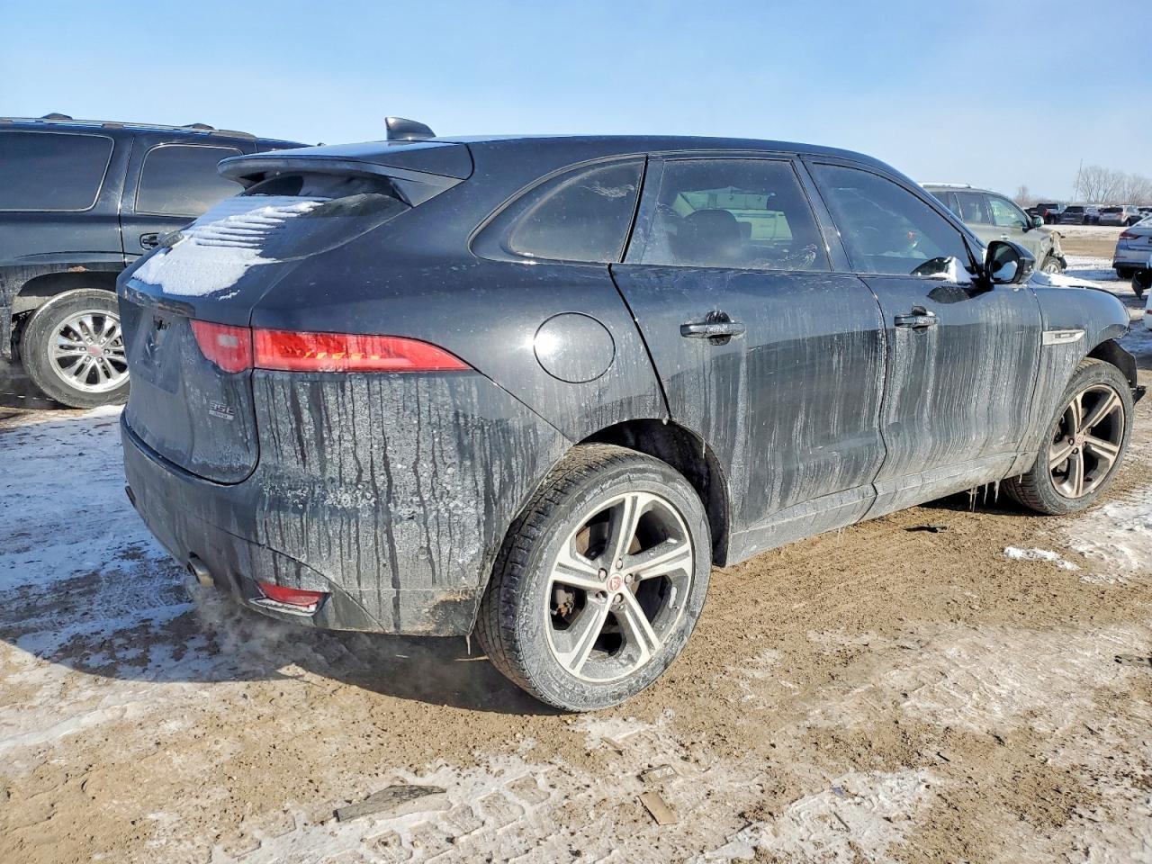 2017 JAGUAR F-Pace