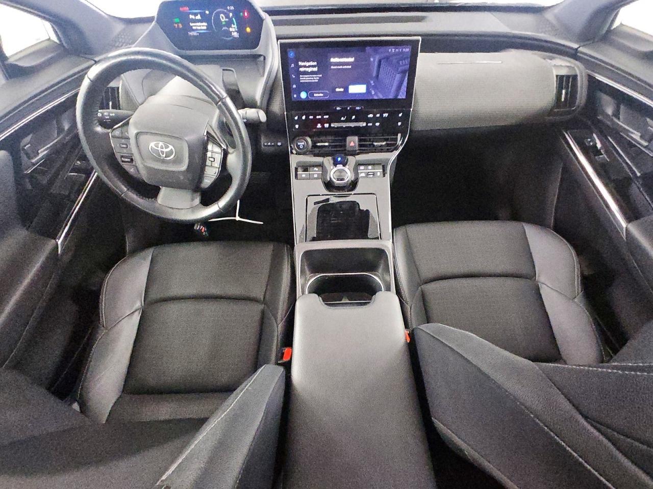 2023 SUBARU Solterra