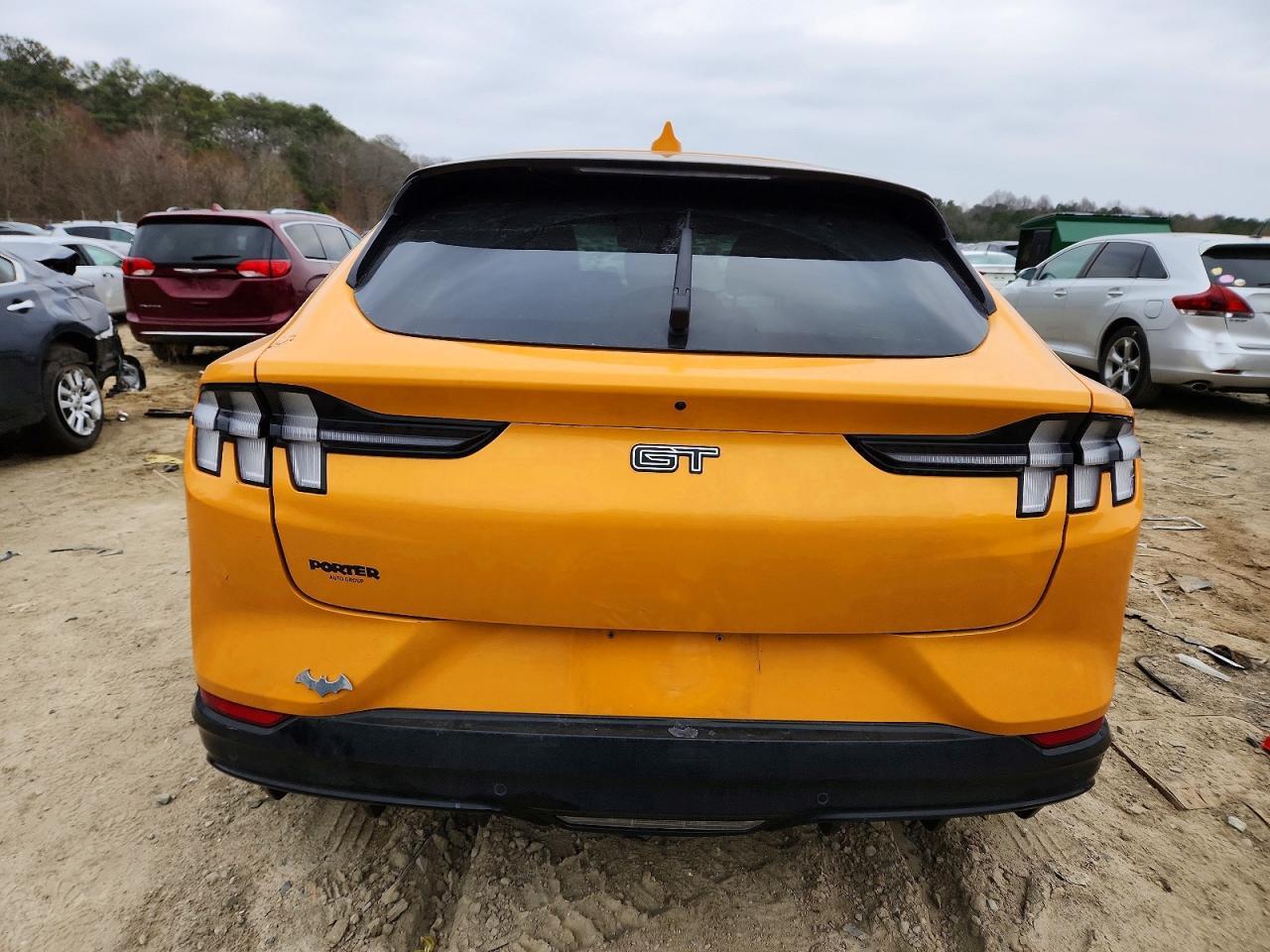 2021 FORD Mustang Mach-E