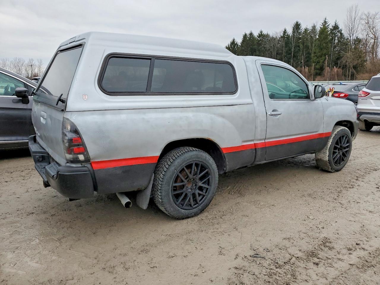 2011 TOYOTA TACOMA