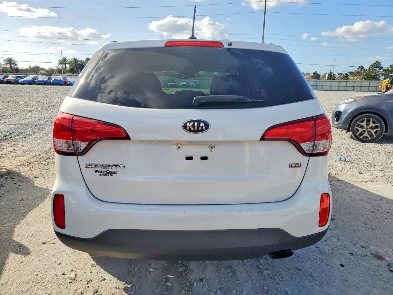 2015 KIA SORENTO