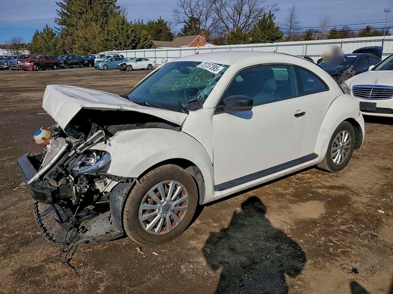 2012 VOLKSWAGEN Beetle