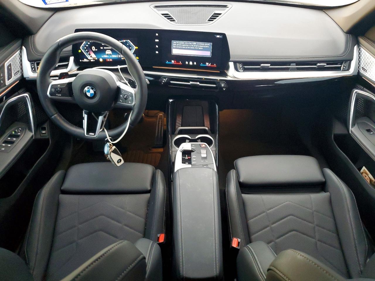 2024 BMW X1