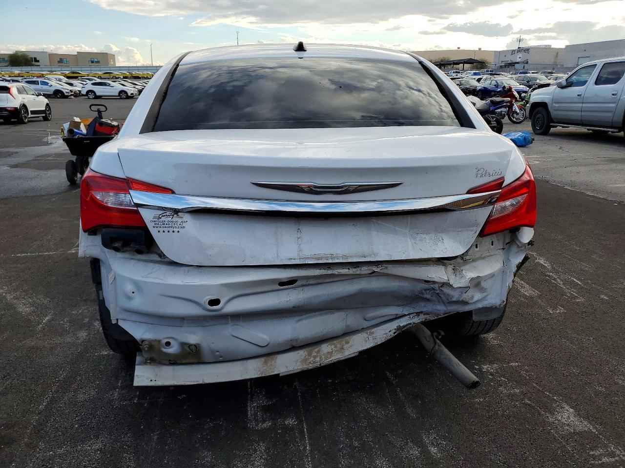 2012 CHRYSLER 200