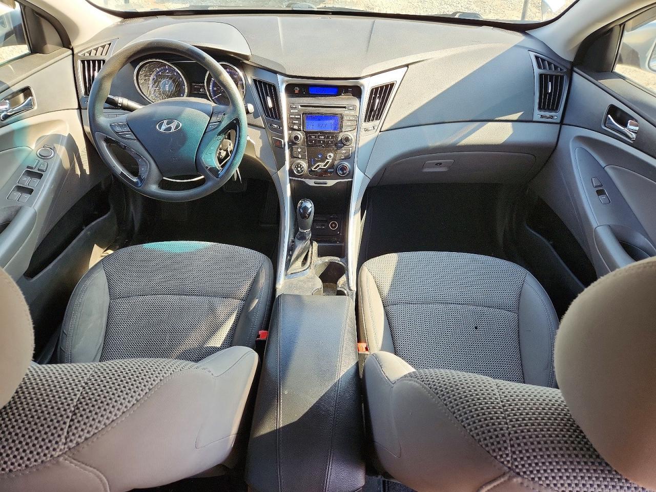 2012 HYUNDAI SONATA