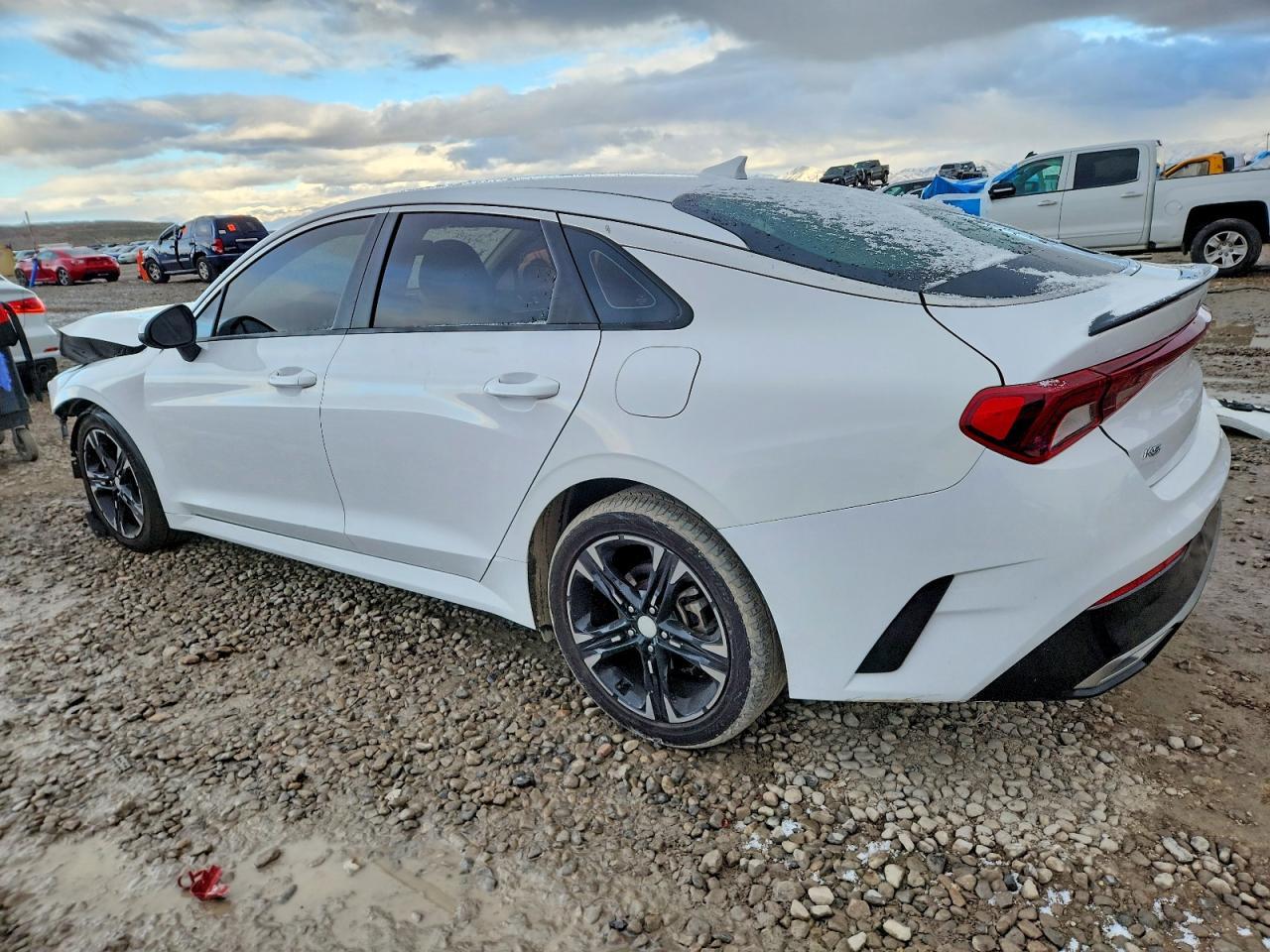 2022 KIA K5