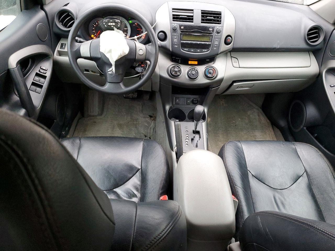 2011 TOYOTA RAV4