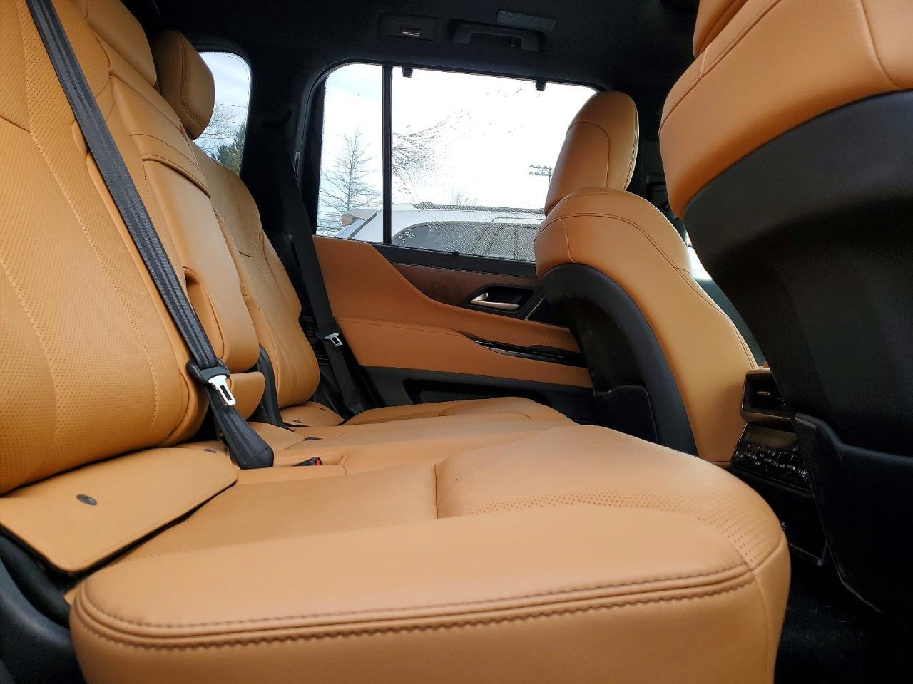 2023 LEXUS LX 600