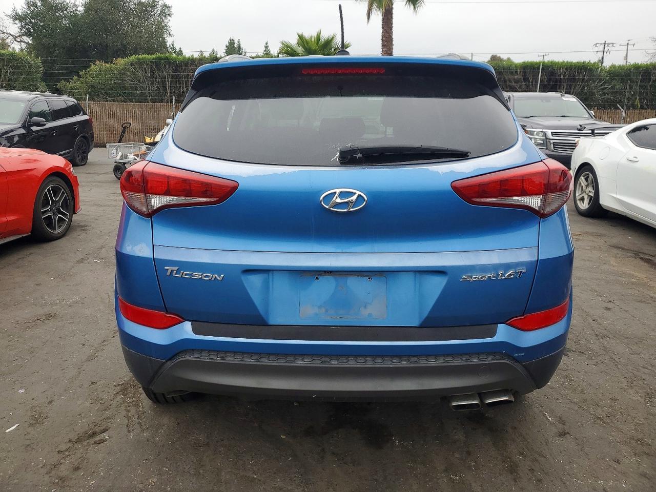 2016 HYUNDAI TUCSON