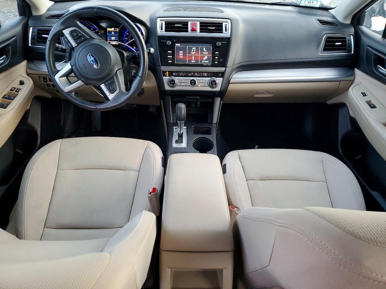 2017 SUBARU Legacy