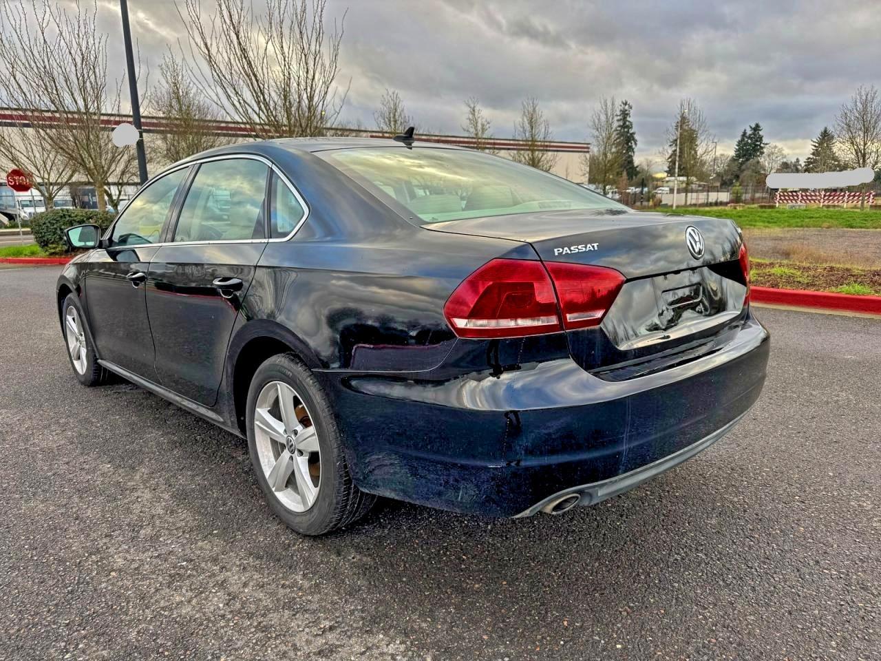 2015 VOLKSWAGEN Passat