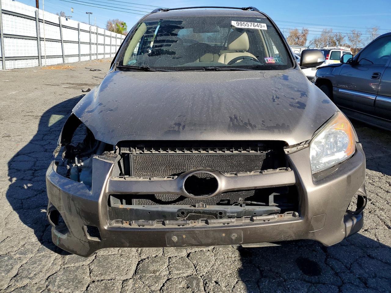 2011 TOYOTA RAV4