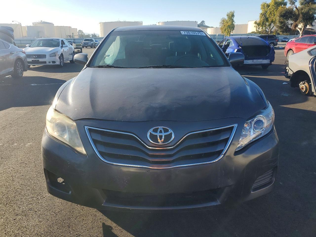 2011 TOYOTA CAMRY