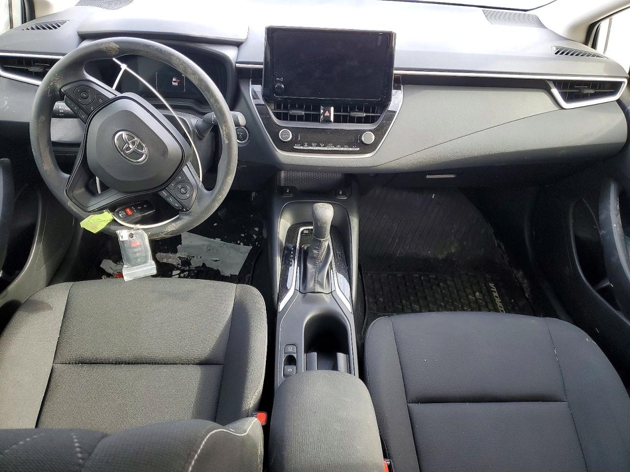 2025 TOYOTA COROLLA