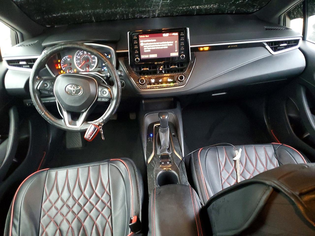 2019 TOYOTA COROLLA