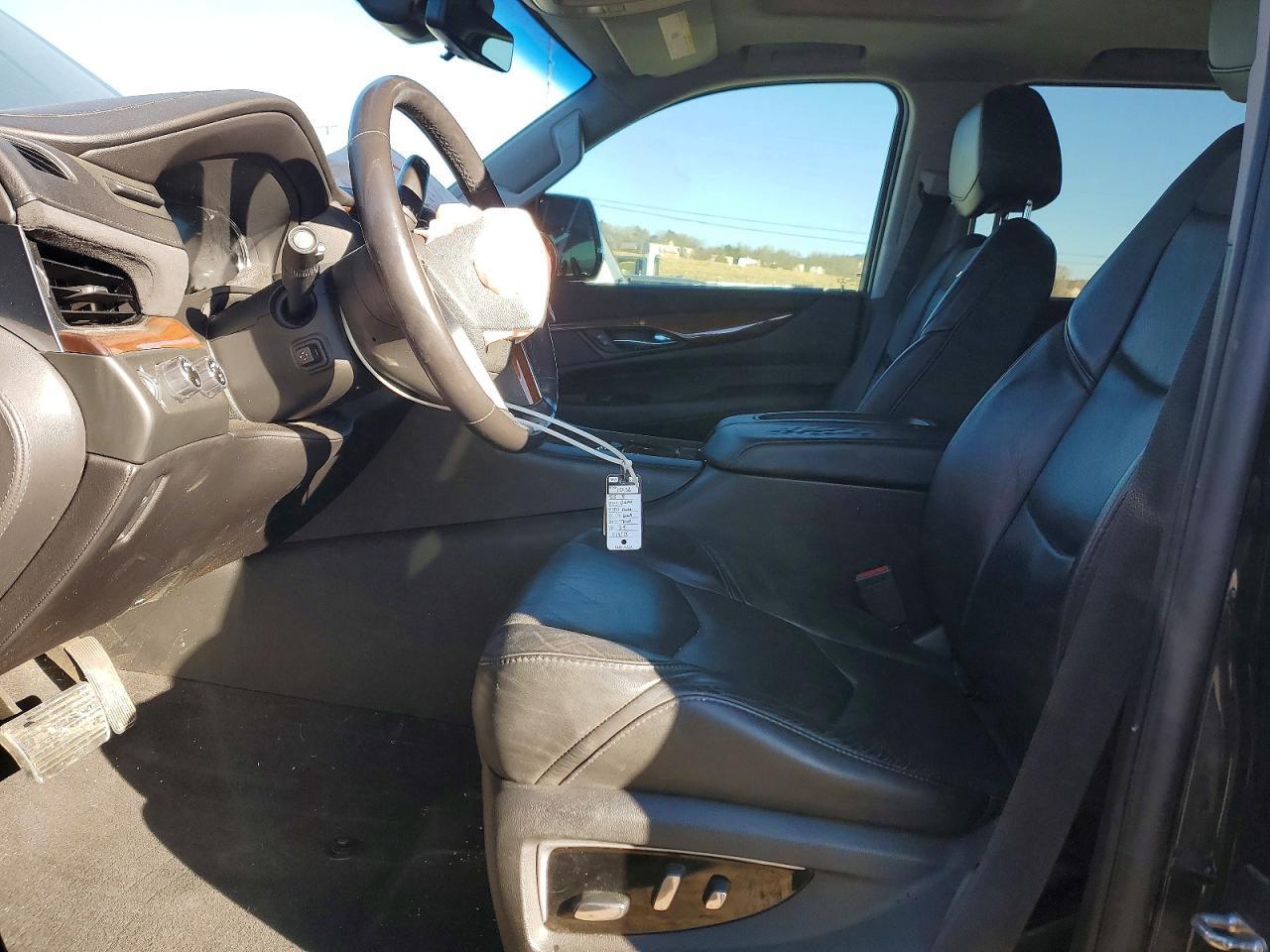 2018 CADILLAC ESCALADE