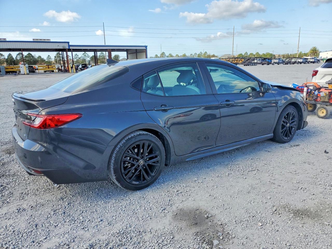 2025 TOYOTA CAMRY