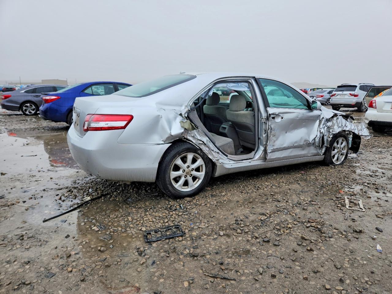 2010 TOYOTA CAMRY
