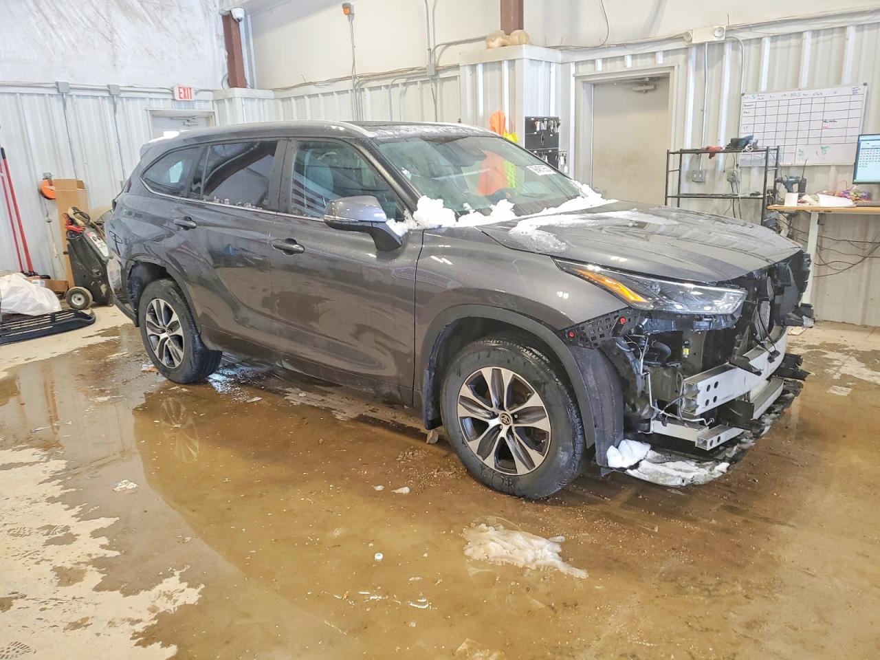 2023 TOYOTA HIGHLANDER