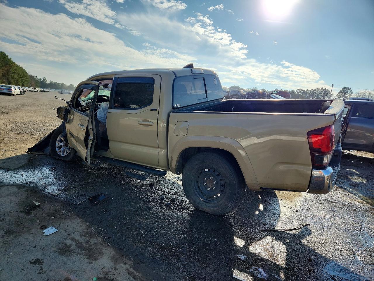 2018 TOYOTA TACOMA