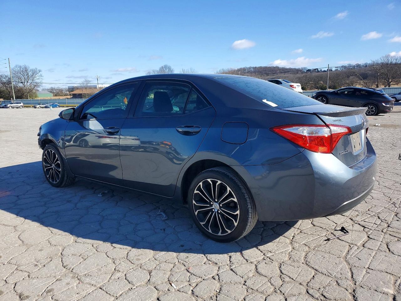 2015 TOYOTA COROLLA