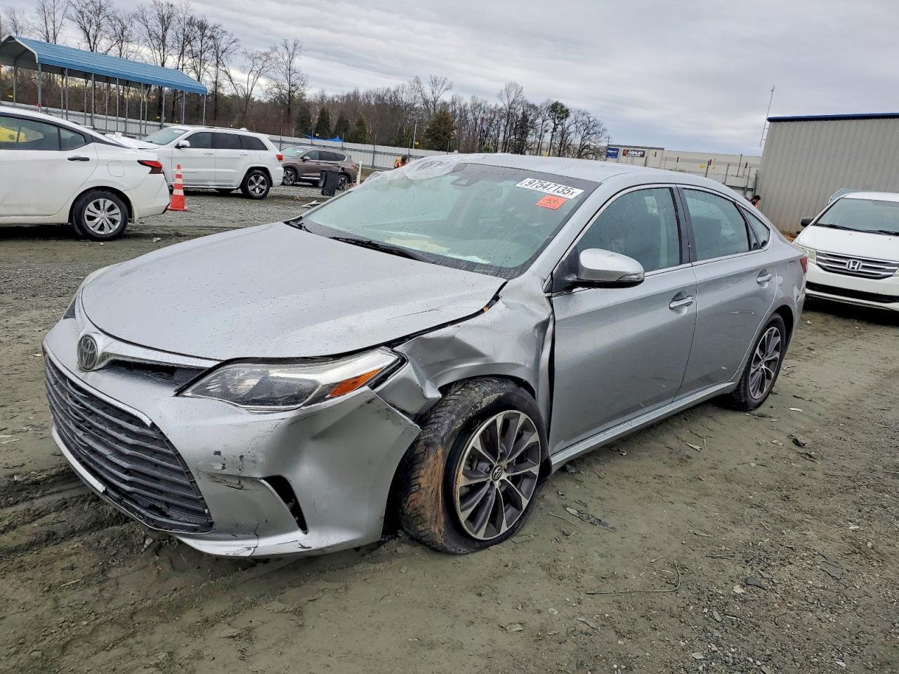 2018 TOYOTA Avalon