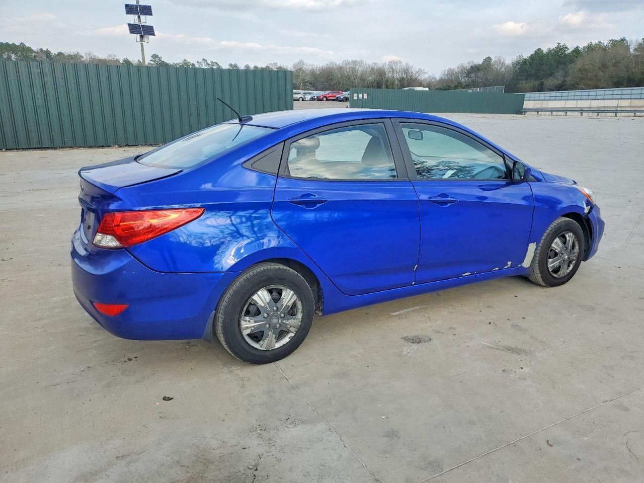 2013 HYUNDAI ACCENT