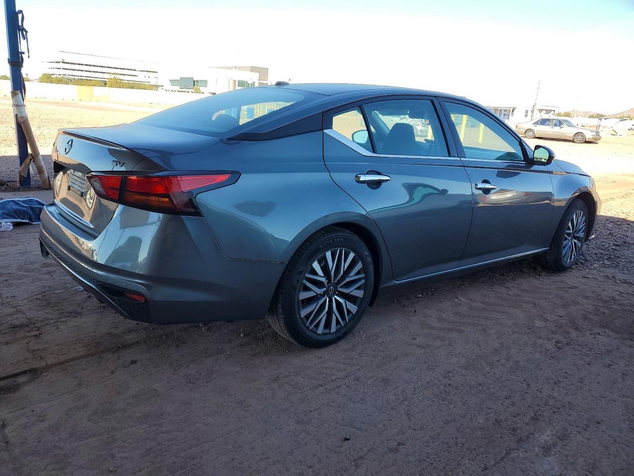 2024 NISSAN ALTIMA